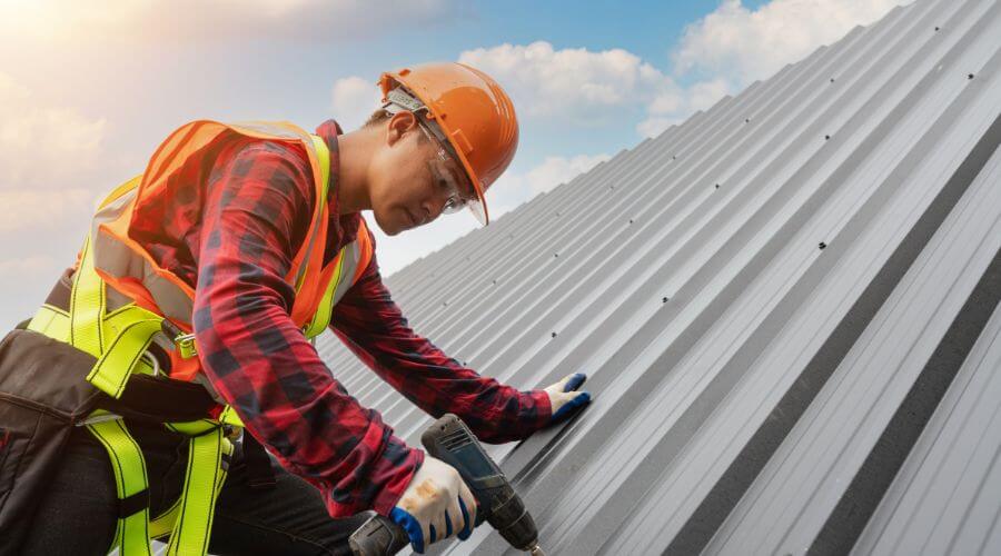 Expert Emergency Roof Repairs services in Rockville, IN